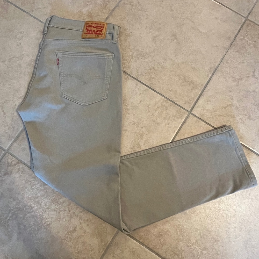 511 Levi Jeans 36 x 32 Pre Owned